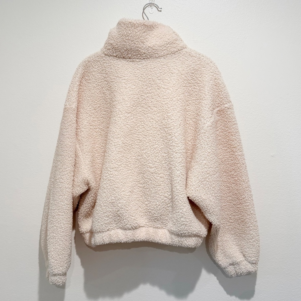 Universal Thread Sherpa Pullover Size Medium - image 6